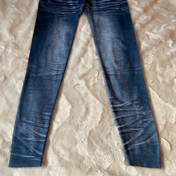 2/$30 Leggings Blue Faux Jean-look Girls Size 12/14 - Picture 3 of 11